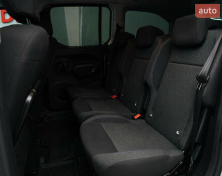 Белый Пежо Rifter, объемом двигателя 1.5 л и пробегом 34 тыс. км за 25835 $, фото 11 на Automoto.ua