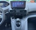 Белый Пежо Rifter, объемом двигателя 1.5 л и пробегом 15 тыс. км за 25999 $, фото 31 на Automoto.ua