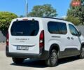 Белый Пежо Rifter, объемом двигателя 1.5 л и пробегом 15 тыс. км за 24999 $, фото 6 на Automoto.ua