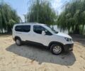Белый Пежо Rifter, объемом двигателя 1.6 л и пробегом 56 тыс. км за 17960 $, фото 6 на Automoto.ua