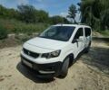 Белый Пежо Rifter, объемом двигателя 1.6 л и пробегом 56 тыс. км за 17960 $, фото 1 на Automoto.ua