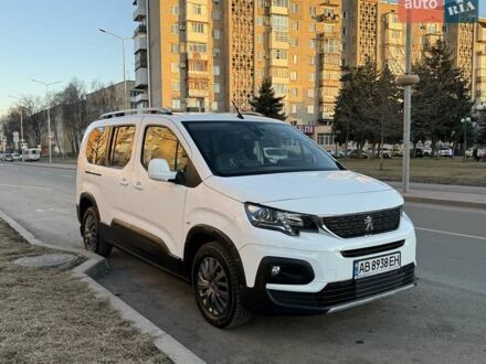 Белый Пежо Rifter, объемом двигателя 1.5 л и пробегом 73 тыс. км за 20999 $, фото 1 на Automoto.ua