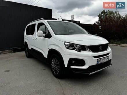 Білий Пежо Rifter, об'ємом двигуна 1.5 л та пробігом 99 тис. км за 25500 $, фото 1 на Automoto.ua