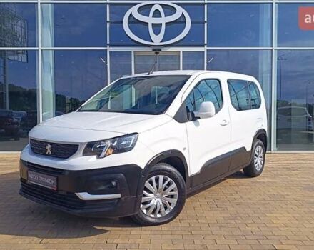 Білий Пежо Rifter, об'ємом двигуна 1.56 л та пробігом 107 тис. км за 15296 $, фото 1 на Automoto.ua