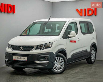 Білий Пежо Rifter, об'ємом двигуна 1.6 л та пробігом 203 тис. км за 13981 $, фото 1 на Automoto.ua
