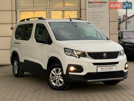 Білий Пежо Rifter, об'ємом двигуна 1.5 л та пробігом 95 тис. км за 23900 $, фото 1 на Automoto.ua
