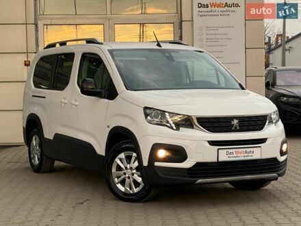 Белый Пежо Rifter, объемом двигателя 1.5 л и пробегом 98 тыс. км за 22990 $, фото 1 на Automoto.ua