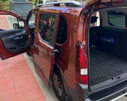 Коричневый Пежо Rifter, объемом двигателя 1.56 л и пробегом 115 тыс. км за 24500 $, фото 8 на Automoto.ua