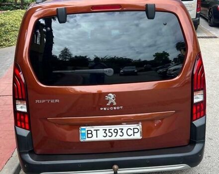 Коричневый Пежо Rifter, объемом двигателя 1.56 л и пробегом 115 тыс. км за 24500 $, фото 4 на Automoto.ua