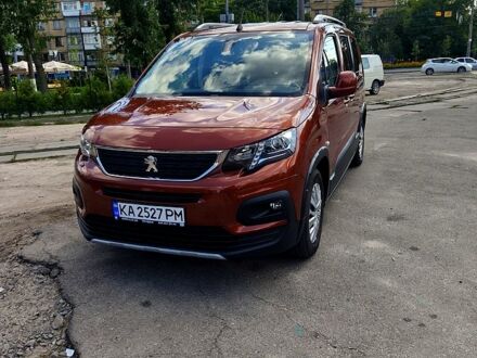 Коричневый Пежо Rifter, объемом двигателя 1.5 л и пробегом 152 тыс. км за 22000 $, фото 1 на Automoto.ua