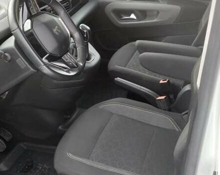 Пежо Rifter, объемом двигателя 1.56 л и пробегом 208 тыс. км за 15500 $, фото 7 на Automoto.ua