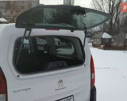Пежо Rifter, объемом двигателя 1.56 л и пробегом 208 тыс. км за 15500 $, фото 16 на Automoto.ua