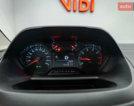 Пежо Rifter, об'ємом двигуна 1.6 л та пробігом 112 тис. км за 14928 $, фото 9 на Automoto.ua