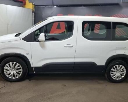 Пежо Rifter, объемом двигателя 1.6 л и пробегом 199 тыс. км за 13600 $, фото 2 на Automoto.ua