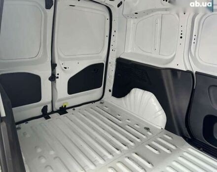 Пежо Rifter, об'ємом двигуна 1.5 л та пробігом 163 тис. км за 13950 $, фото 5 на Automoto.ua