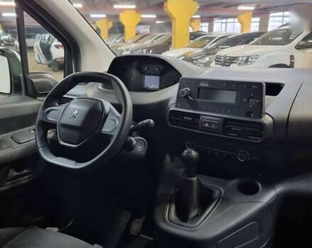 Пежо Rifter, объемом двигателя 1.6 л и пробегом 199 тыс. км за 13600 $, фото 9 на Automoto.ua