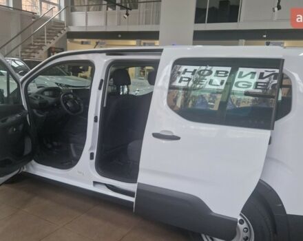 Пежо Rifter, объемом двигателя 1.5 л и пробегом 0 тыс. км за 25743 $, фото 6 на Automoto.ua