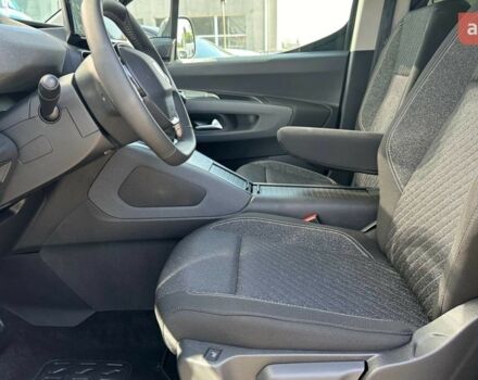 Пежо Rifter, об'ємом двигуна 1.5 л та пробігом 0 тис. км за 28554 $, фото 13 на Automoto.ua