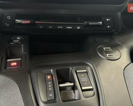 купить новое авто Пежо Rifter 2025 года от официального дилера Peugeot Авто-Шанс Пежо фото