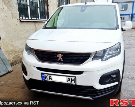 Пежо Rifter, объемом двигателя 1.6 л и пробегом 160 тыс. км за 18000 $, фото 1 на Automoto.ua