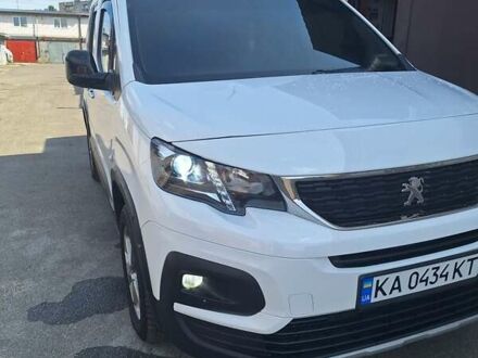 Пежо Rifter 2020 в Киеве на Automoto.ua Пежо Rifter, объемом двигателя 1.56 л и пробегом 112 тыс. км за 19000 $, фото 1 на Automoto.ua