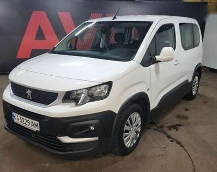 Пежо Rifter, объемом двигателя 1.6 л и пробегом 146 тыс. км за 14200 $, фото 1 на Automoto.ua