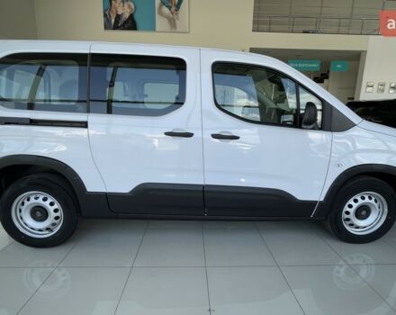 купити нове авто Пежо Rifter 2025 року від офіційного дилера ТОВ «Альфа Авангард» Пежо фото