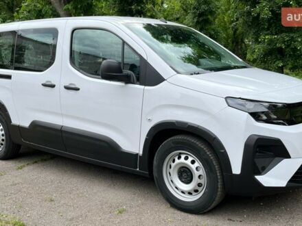 Пежо Rifter, объемом двигателя 1.5 л и пробегом 0 тыс. км за 25851 $, фото 1 на Automoto.ua
