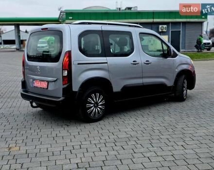 Серый Пежо Rifter, объемом двигателя 1.5 л и пробегом 196 тыс. км за 14300 $, фото 5 на Automoto.ua