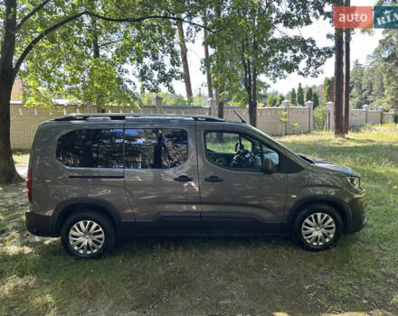 Серый Пежо Rifter, объемом двигателя 1.56 л и пробегом 200 тыс. км за 14999 $, фото 7 на Automoto.ua