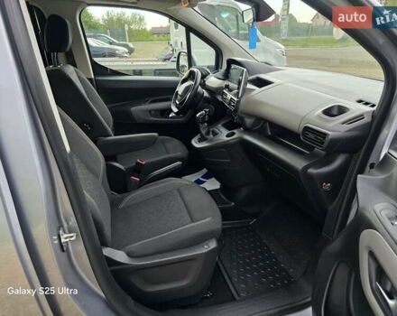 Сірий Пежо Rifter, об'ємом двигуна 1.5 л та пробігом 195 тис. км за 14500 $, фото 32 на Automoto.ua