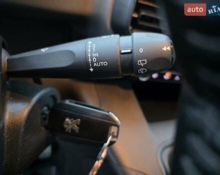 Серый Пежо Rifter, объемом двигателя 1.5 л и пробегом 196 тыс. км за 14300 $, фото 23 на Automoto.ua