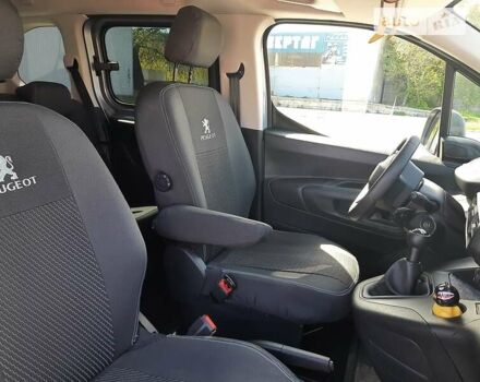 Серый Пежо Rifter, объемом двигателя 1.6 л и пробегом 76 тыс. км за 18999 $, фото 18 на Automoto.ua