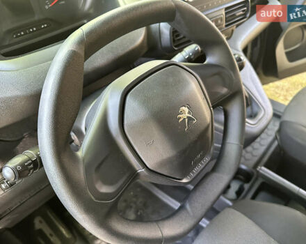 Серый Пежо Rifter, объемом двигателя 1.56 л и пробегом 200 тыс. км за 14999 $, фото 29 на Automoto.ua