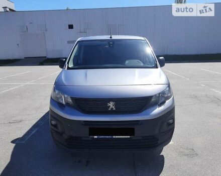 Серый Пежо Rifter, объемом двигателя 1.6 л и пробегом 76 тыс. км за 18999 $, фото 7 на Automoto.ua