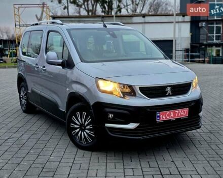 Серый Пежо Rifter, объемом двигателя 1.5 л и пробегом 196 тыс. км за 14300 $, фото 2 на Automoto.ua