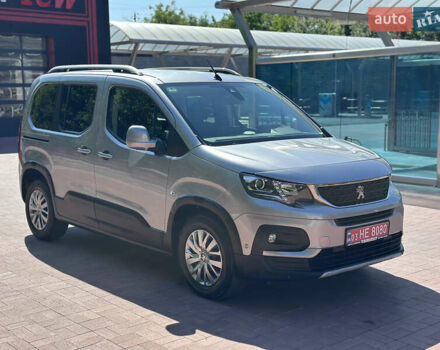 Серый Пежо Rifter, объемом двигателя 1.5 л и пробегом 160 тыс. км за 16400 $, фото 1 на Automoto.ua