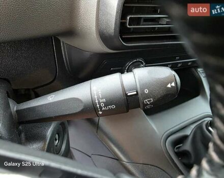 Сірий Пежо Rifter, об'ємом двигуна 1.5 л та пробігом 195 тис. км за 14500 $, фото 25 на Automoto.ua