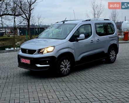 Серый Пежо Rifter, объемом двигателя 1.5 л и пробегом 196 тыс. км за 14300 $, фото 12 на Automoto.ua