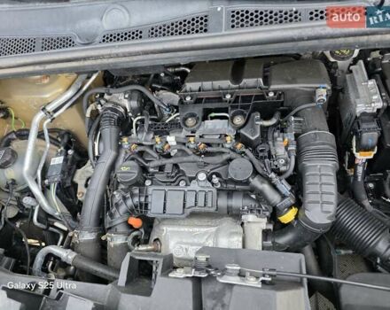 Сірий Пежо Rifter, об'ємом двигуна 1.5 л та пробігом 195 тис. км за 14500 $, фото 46 на Automoto.ua