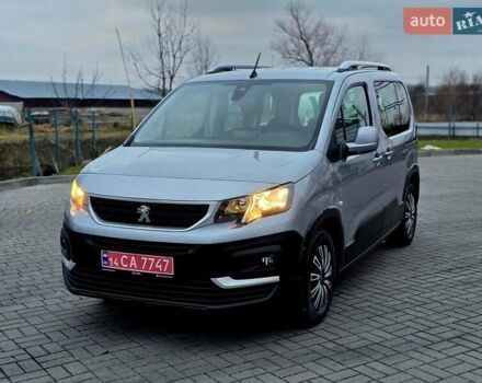 Серый Пежо Rifter, объемом двигателя 1.5 л и пробегом 196 тыс. км за 14300 $, фото 13 на Automoto.ua