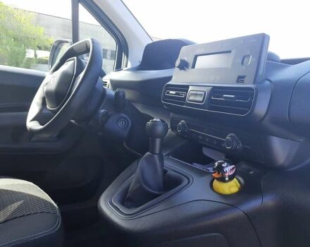 Серый Пежо Rifter, объемом двигателя 1.6 л и пробегом 76 тыс. км за 18999 $, фото 16 на Automoto.ua