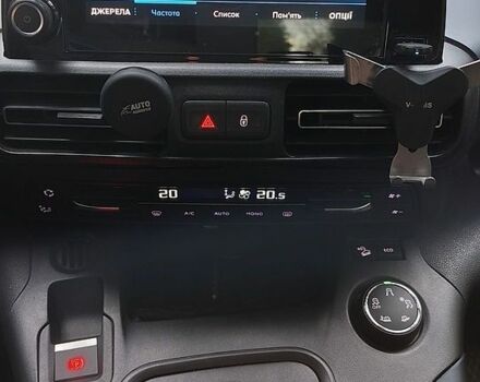 Сірий Пежо Rifter, об'ємом двигуна 1.5 л та пробігом 113 тис. км за 15700 $, фото 10 на Automoto.ua