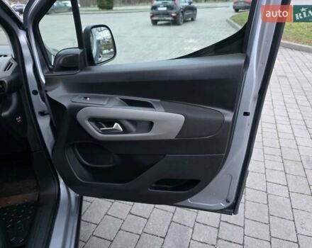 Серый Пежо Rifter, объемом двигателя 1.5 л и пробегом 196 тыс. км за 14300 $, фото 31 на Automoto.ua