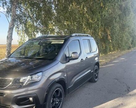 Сірий Пежо Rifter, об'ємом двигуна 1.5 л та пробігом 210 тис. км за 19000 $, фото 2 на Automoto.ua