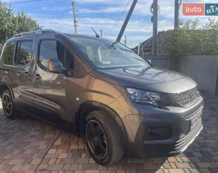 Сірий Пежо Rifter, об'ємом двигуна 1.5 л та пробігом 210 тис. км за 19000 $, фото 14 на Automoto.ua