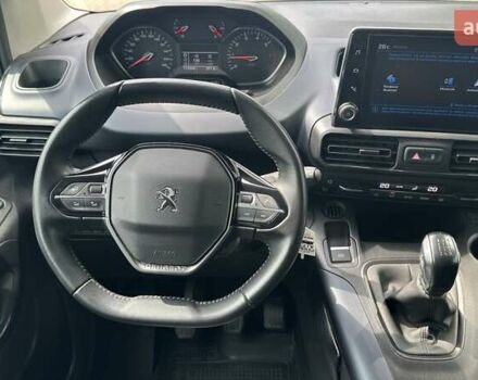 Серый Пежо Rifter, объемом двигателя 1.56 л и пробегом 112 тыс. км за 20582 $, фото 8 на Automoto.ua