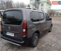 Серый Пежо Rifter, объемом двигателя 1.56 л и пробегом 97 тыс. км за 19900 $, фото 4 на Automoto.ua