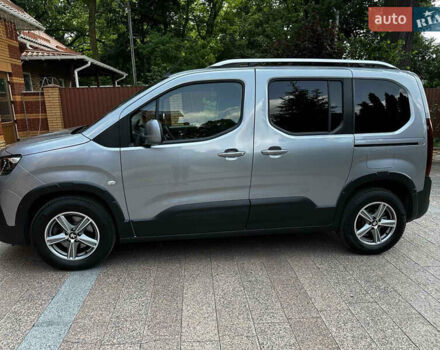 Серый Пежо Rifter, объемом двигателя 1.5 л и пробегом 50 тыс. км за 24500 $, фото 1 на Automoto.ua