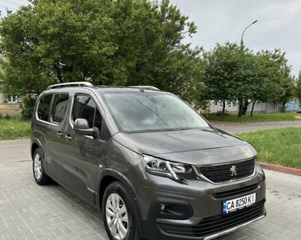 Серый Пежо Rifter, объемом двигателя 1.56 л и пробегом 69 тыс. км за 21300 $, фото 1 на Automoto.ua